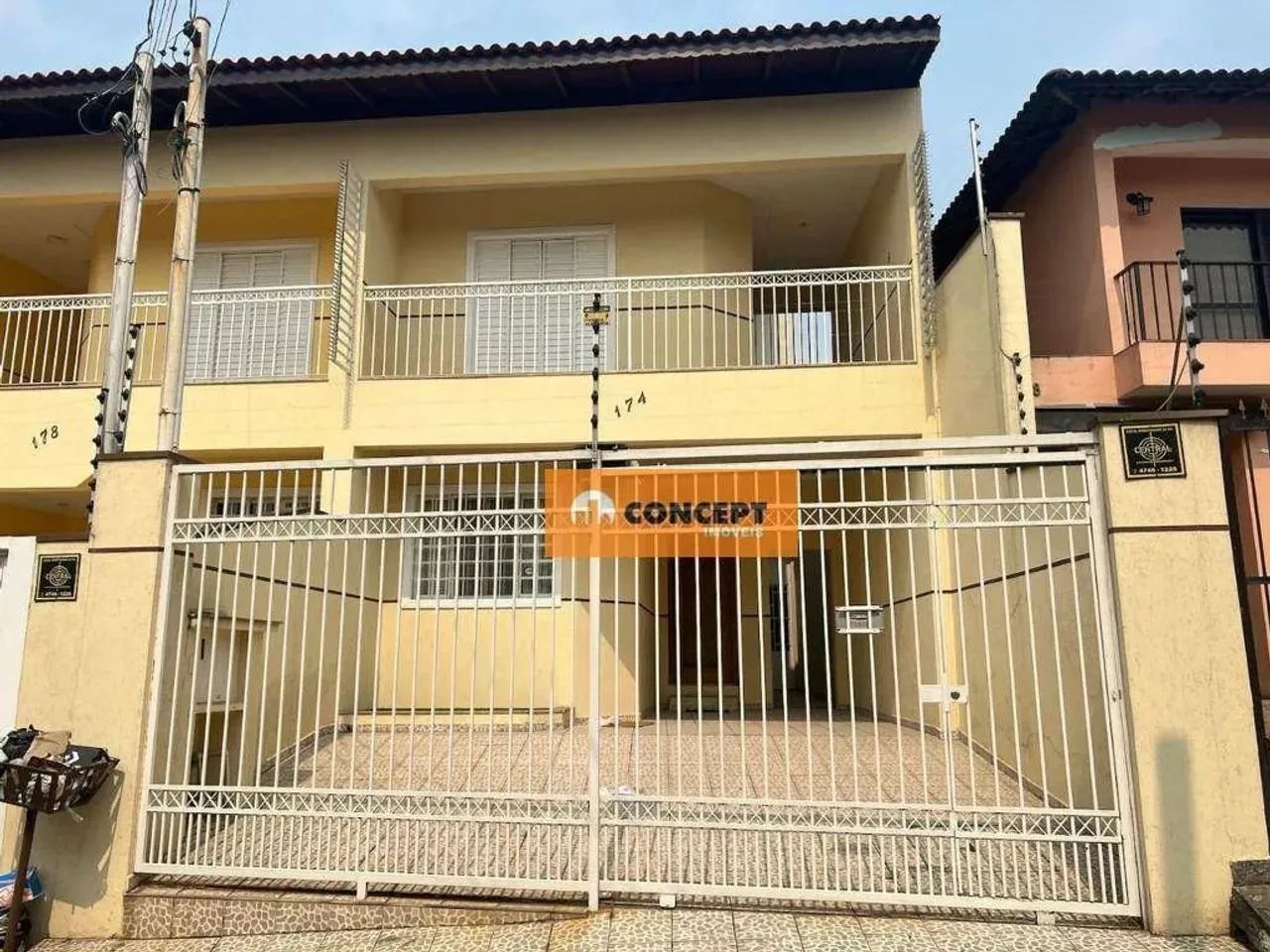 Sobrado, 170 m² - venda por R$ 750.000,00 ou aluguel por R$ 4.009,35/mês - Centro - Ferraz