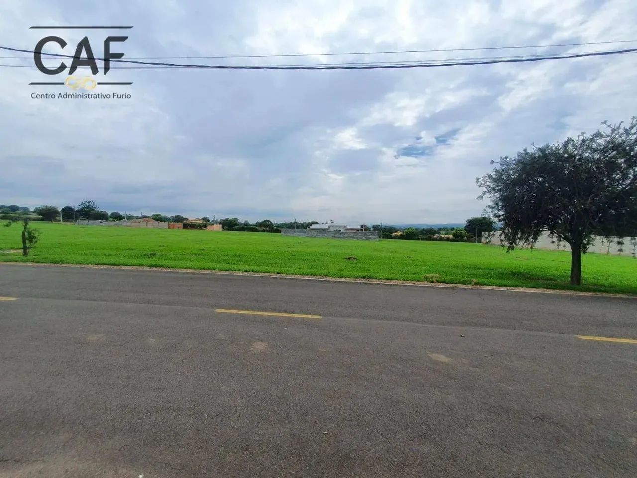 Terreno à venda, 1043 m² por R$ 450.000,00 - Condomínio Residencial Plazza Ville - Jaguari - Foto 4