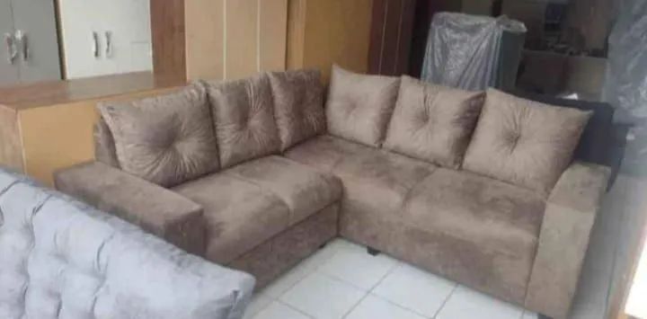 PROMOÇÃO DE SOFÁ TEMOS APARTI DE 570.00 - Foto 2