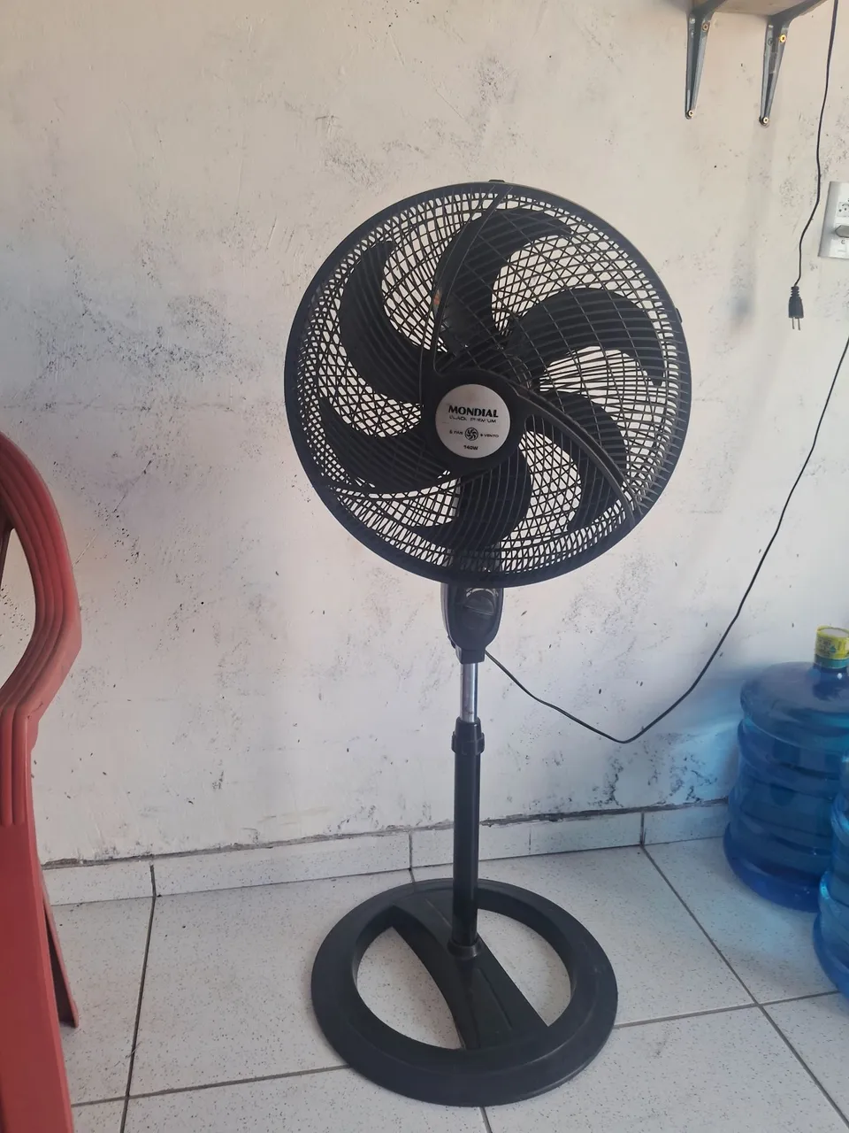 Ventilador de coluna Mondial