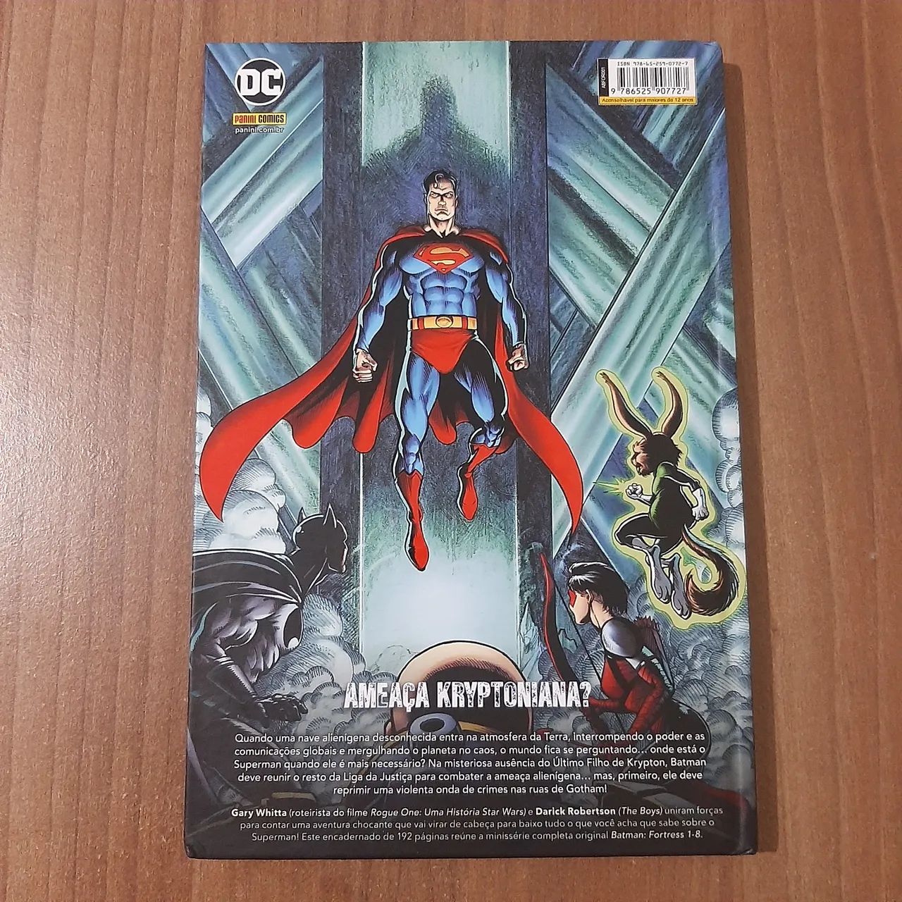 Batman: Fortaleza - Foto 2