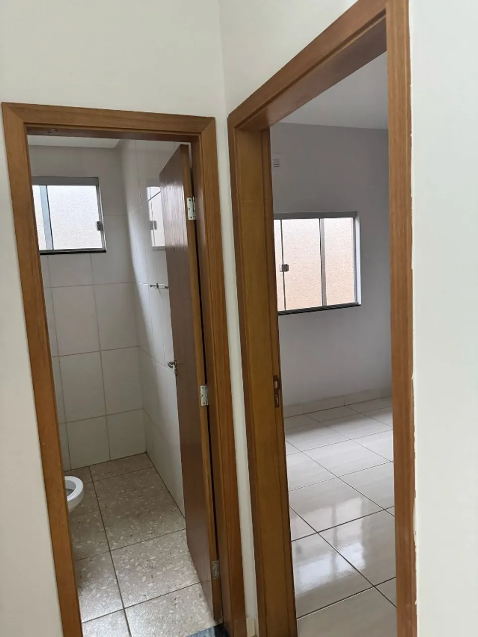 Aluga-se Casa no Setor Pontal Sul Acréscimo