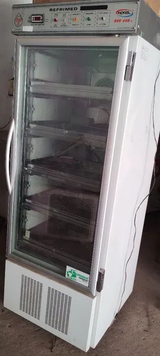 Freezer só 500,00 desapego parou funciona 