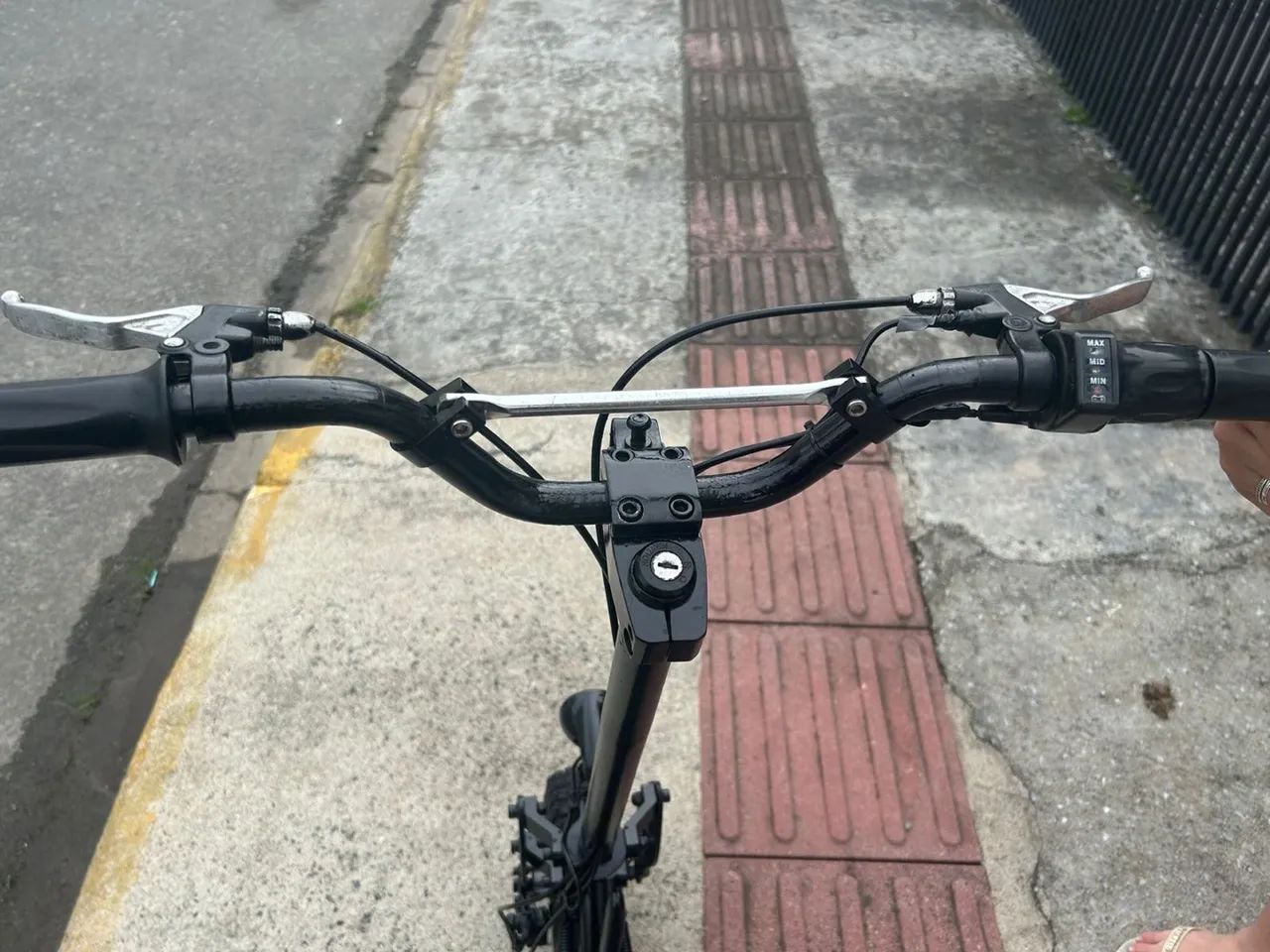 Scooter Elétrica - Usada - Preta - Foto 3