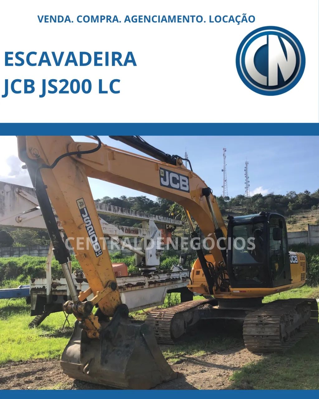 ESCAVADEIRA JCB JS200 LC 