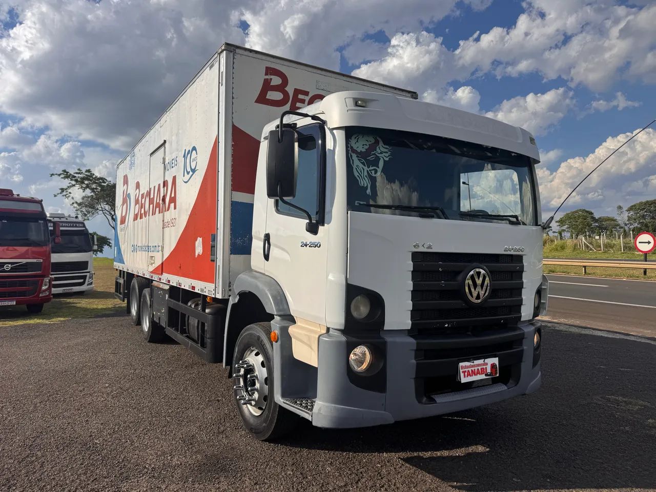 VW 24250 ANO 2011/12 