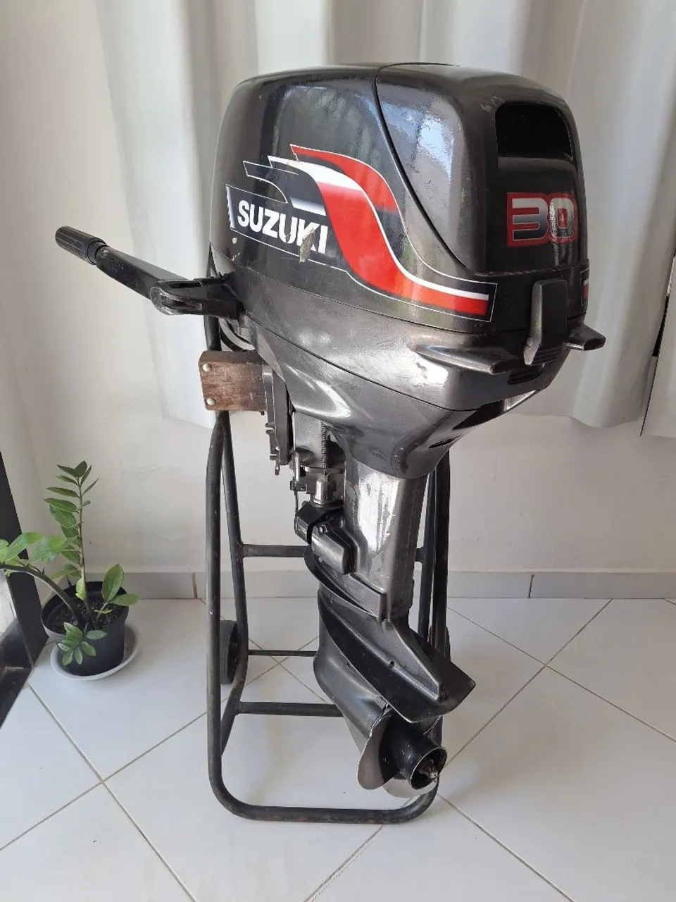 Motor Suzuki 30hp