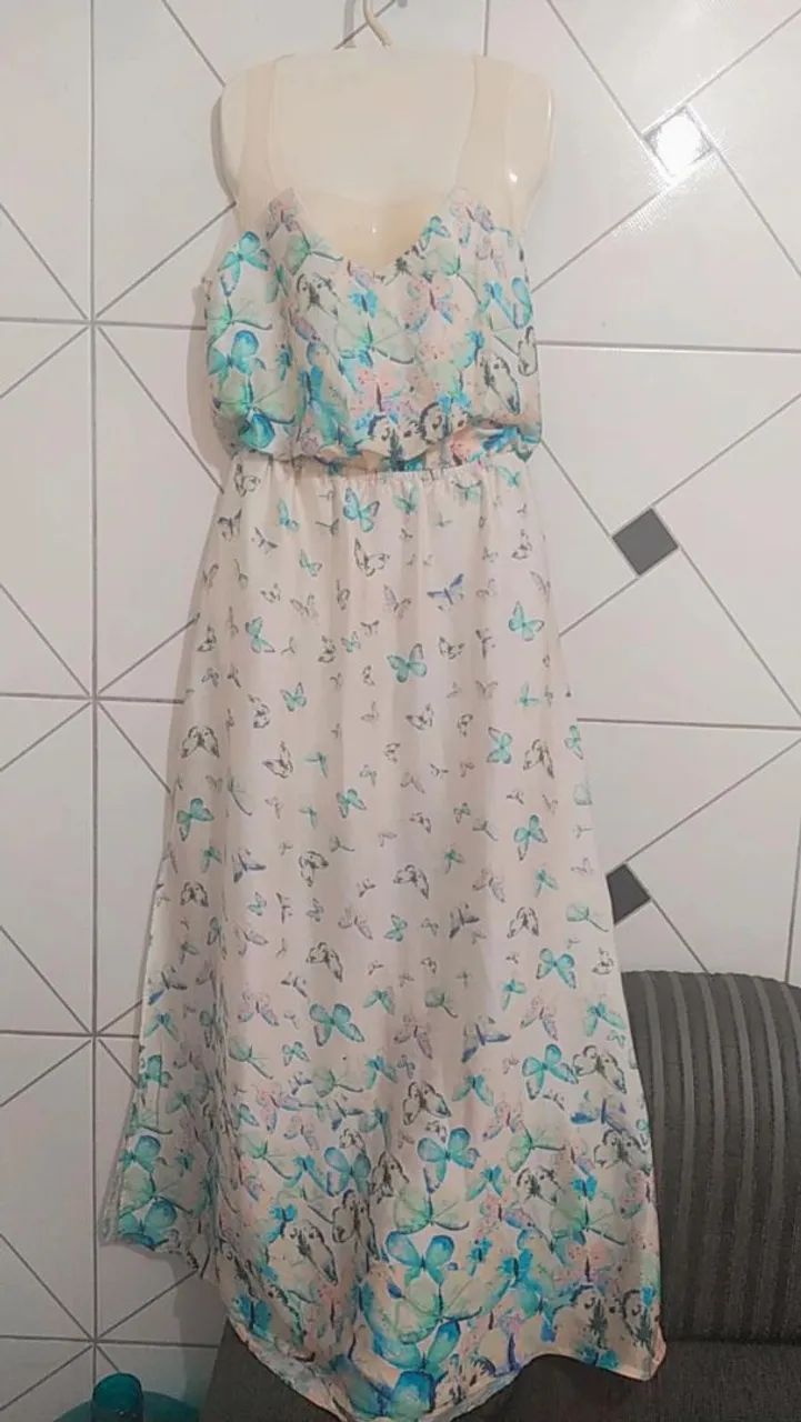 Vestido Longo Floral com Borboletas
