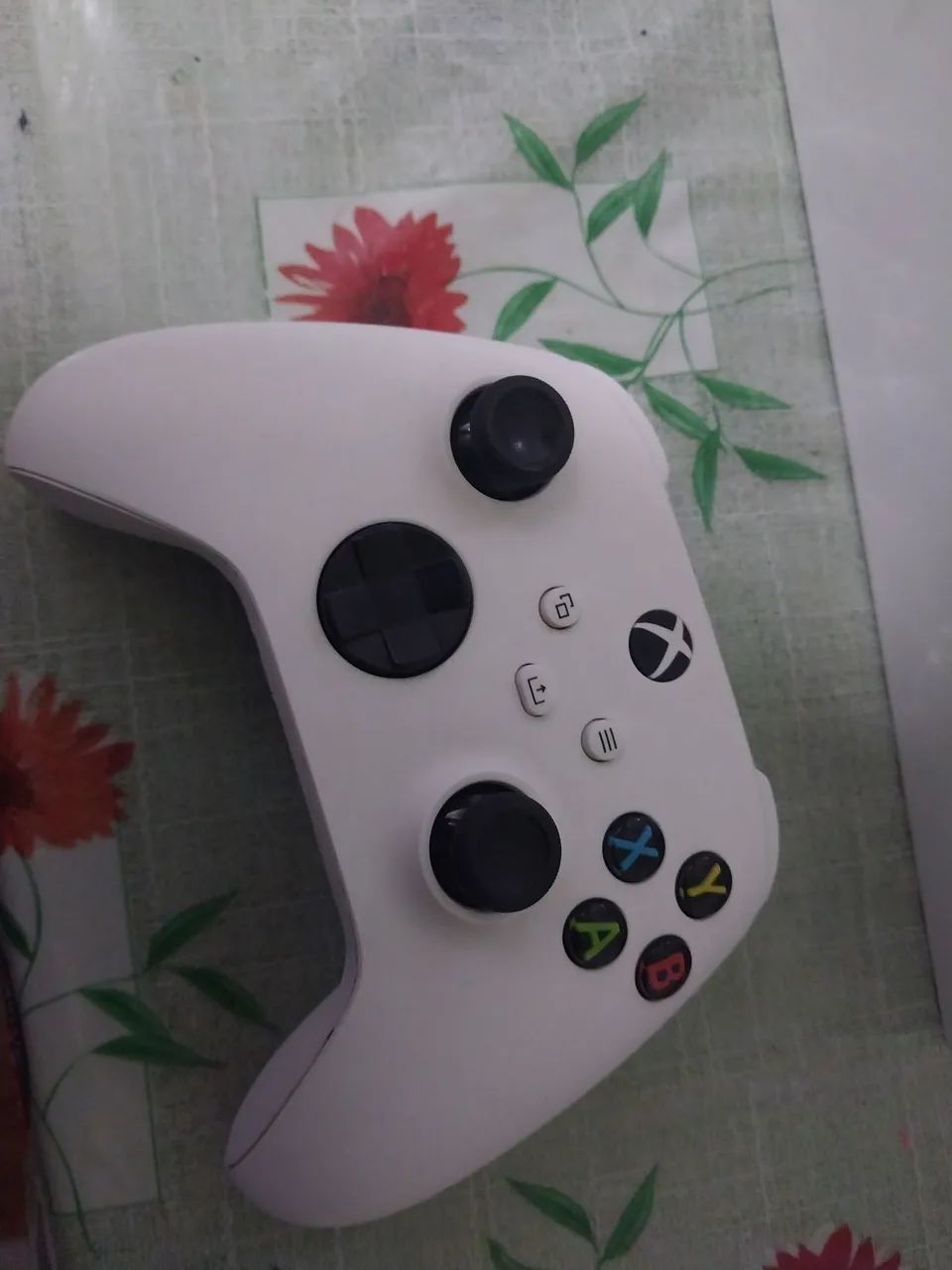 Xbox Series S + Controle Branco - Foto 2