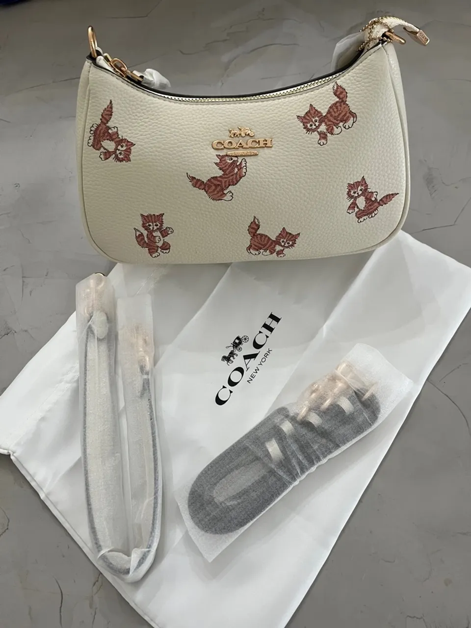 Bolsa Coach de couro legítimo Ombro com Gatinhos