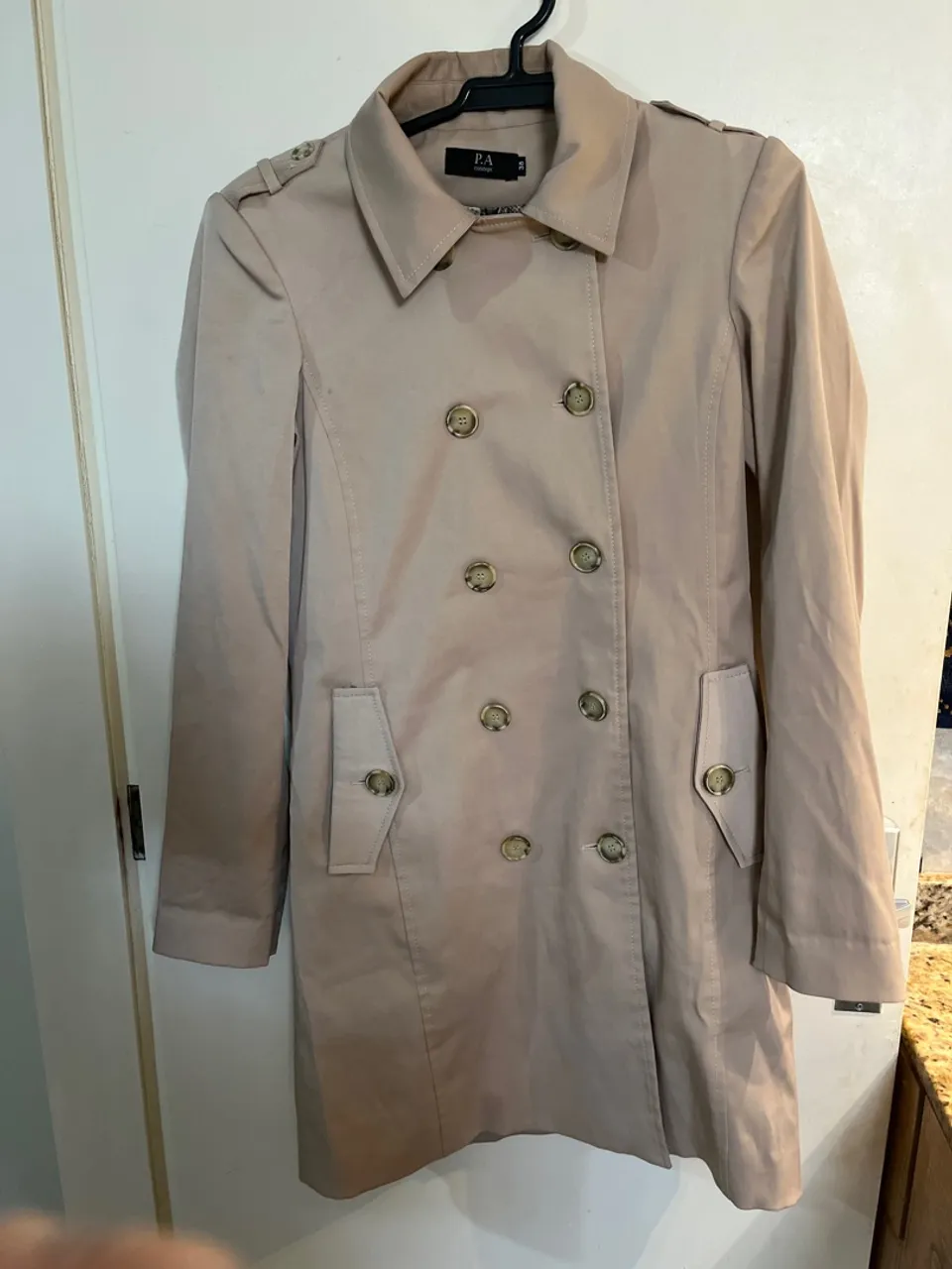 Casaco Trench Coat Bege Clássico