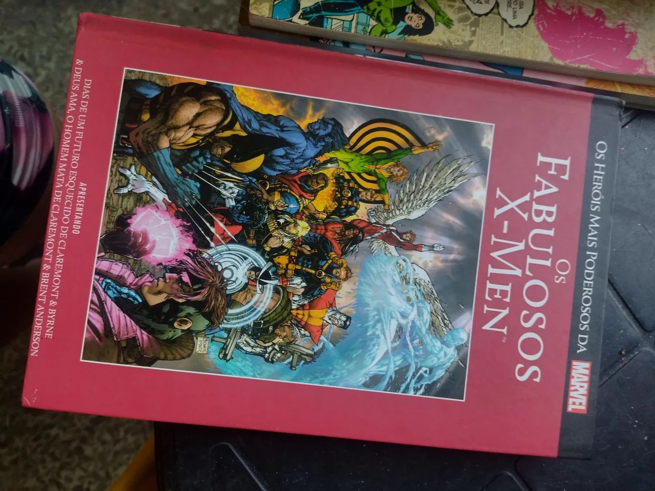 Livro de aventura Fabulosos X-Men 