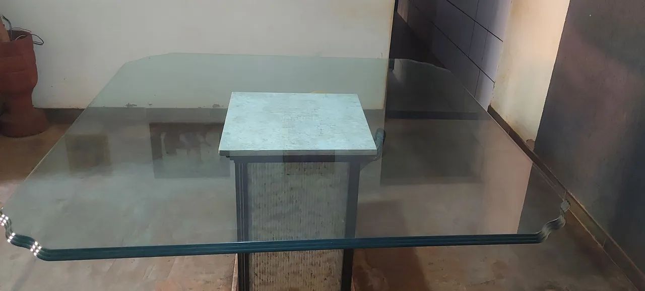 Mesa de vidro 64363875784451122