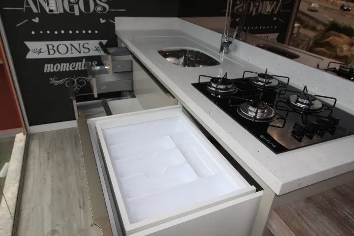 Cozinha do Showroom Completa Com Cooktop e Coifa - Foto 2