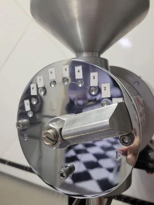 Moinho/Moedor de grãos de café profissional + utensílios  - Foto 3