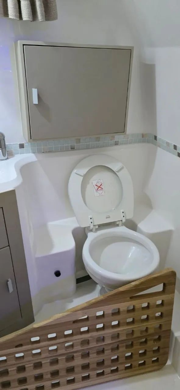 Focker 333 Gran turismo 2023 x2 Mercruiser 250 HP ñ Phantom Triton Fs Ventura - Foto 12