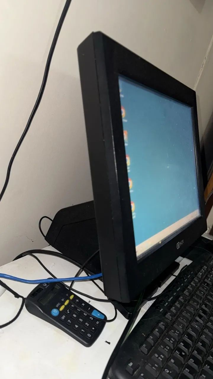NCR PDV Computador Touch Screen Preto - Foto 2