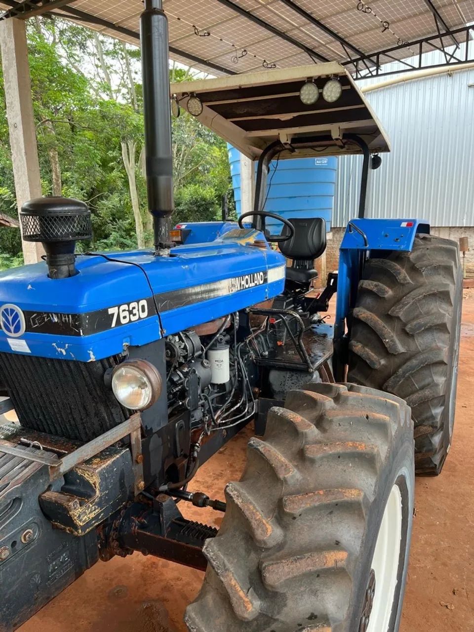 Trator New Holland 7630