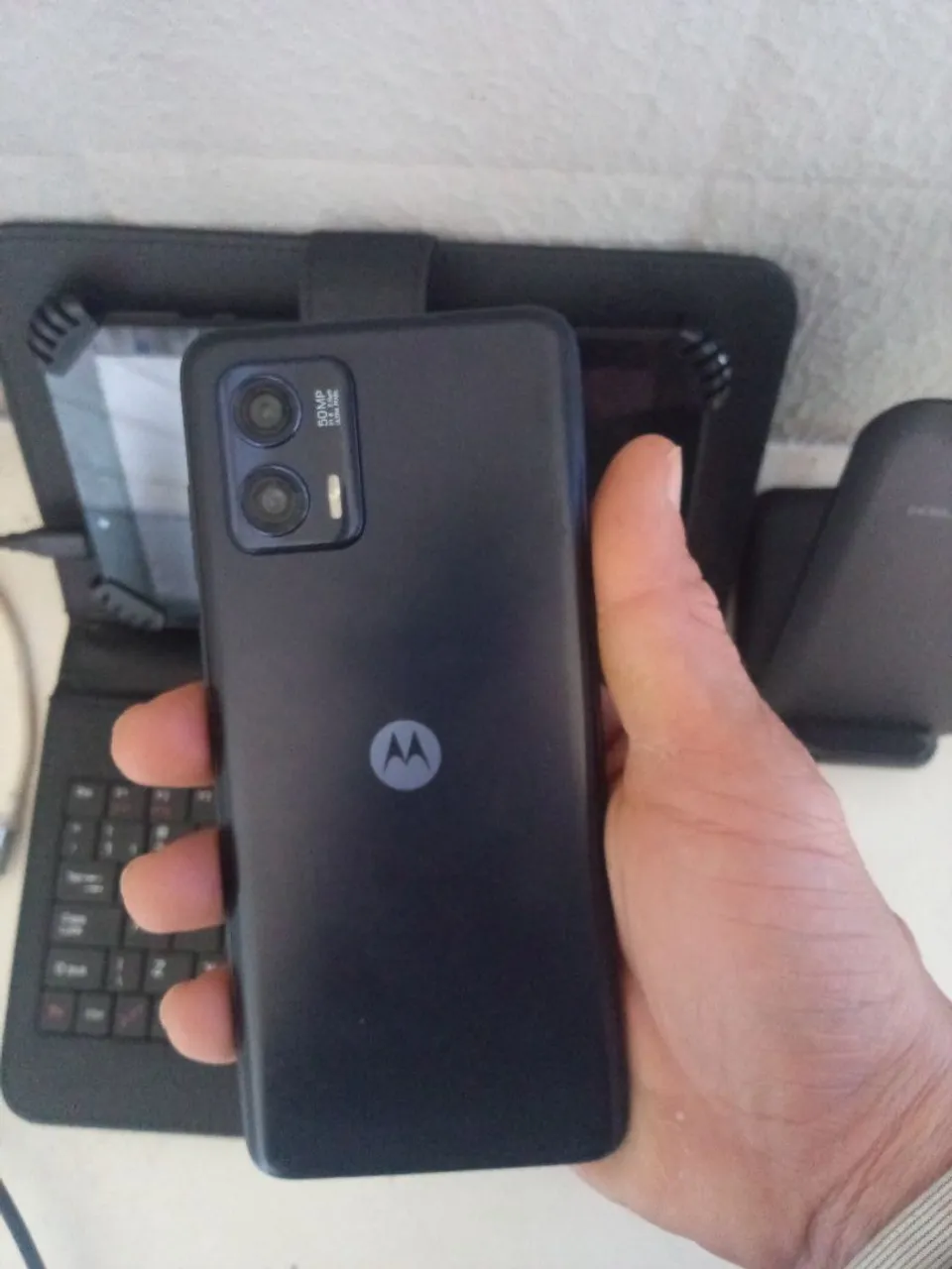 Moto g73