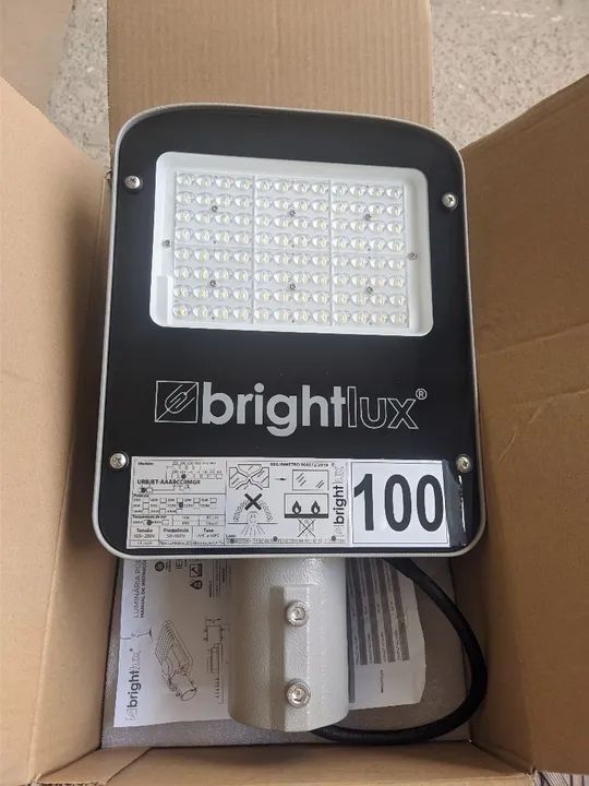Refletor LED 100W Brightlux - Iluminação potente!