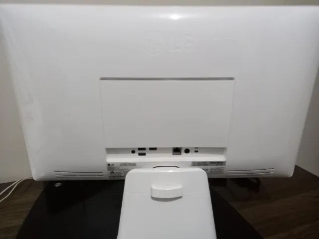 All In One LG 24 Polegadas Novo C/ Problema no Display - Leia a Descrição - Foto 4