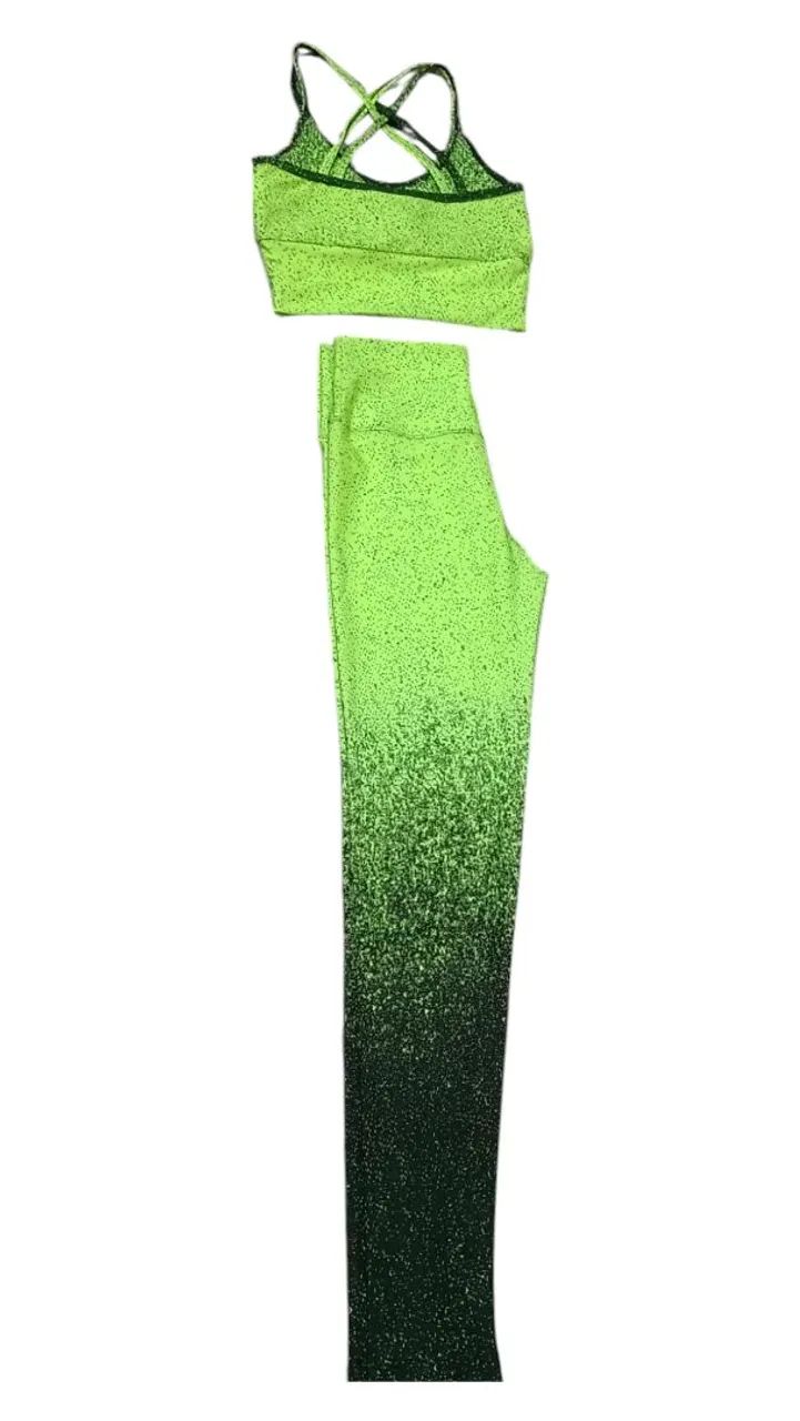 Conjunto fitness degradê Verde limão  - Foto 3