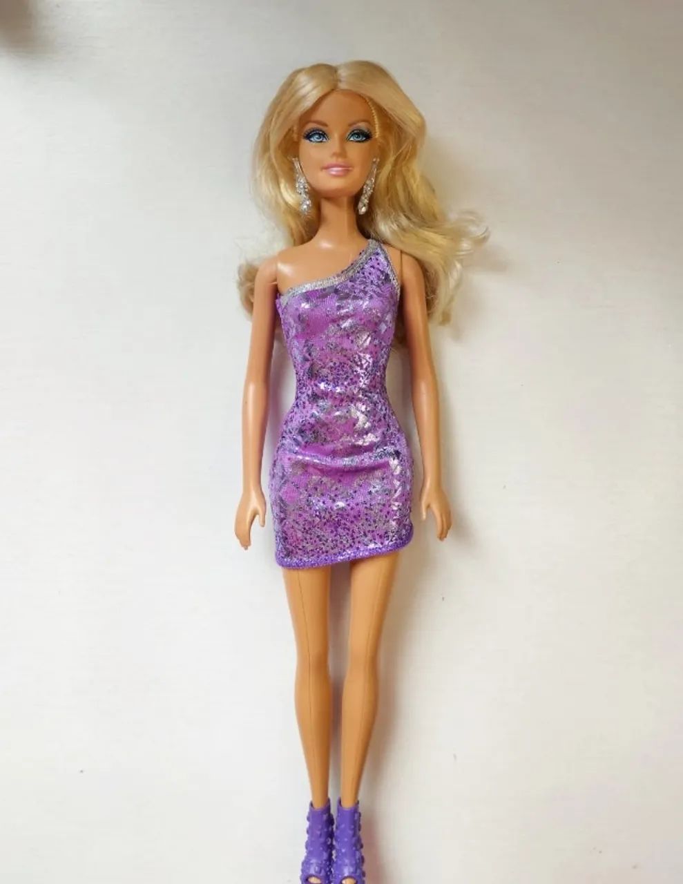 Boneca Glitz Barbie coleção 2012
