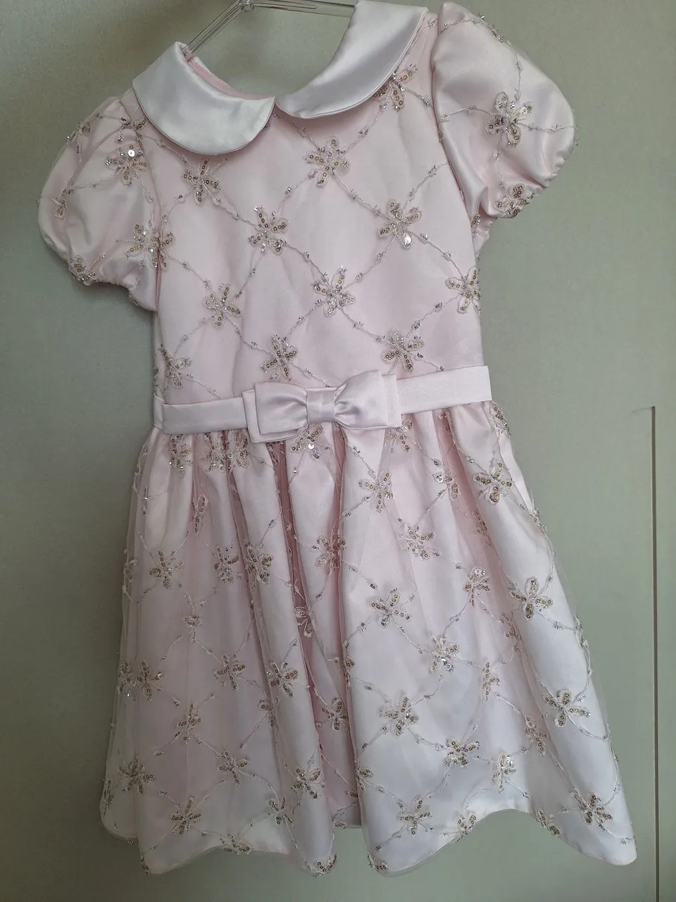 Vestido bordado de festa