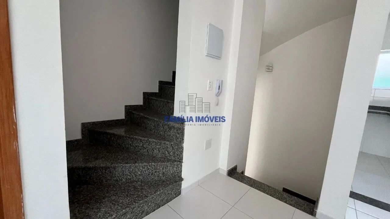 Sobrado novo à venda Santos Marapé 2 suítes quintal churrasqueira - Foto 6