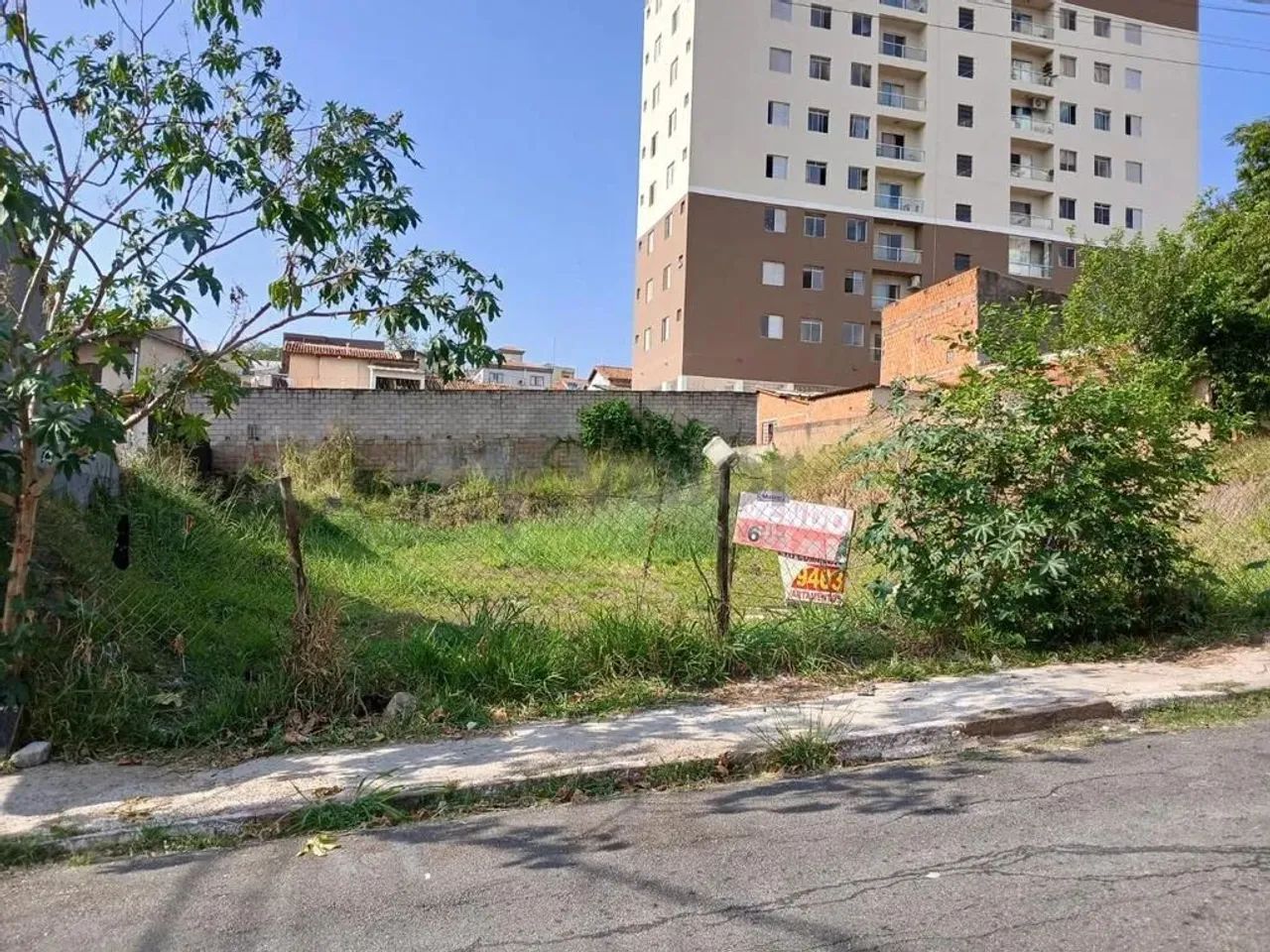 Terreno à venda em Campinas, Ponte Preta, com 600 m²