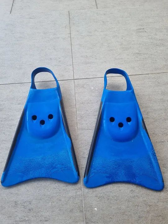 Pé de Pato para bodyboard  Marca: Kpaloa Cor: Azul Tamanho: Médio - Foto 2