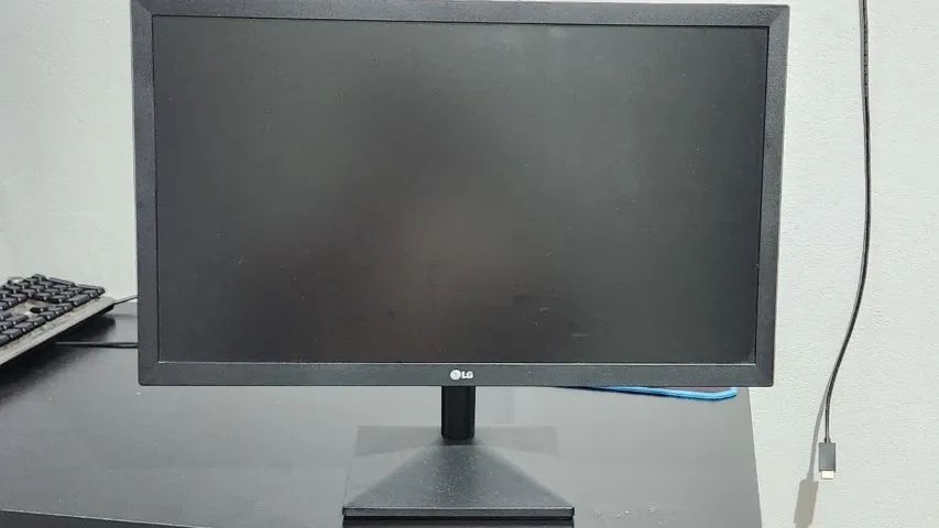 MONITOR LG FULL HD 22 POLEGADAS - Foto 2
