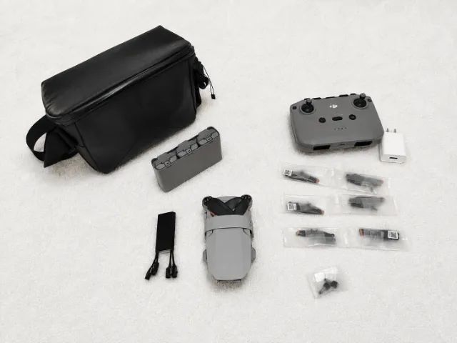 Drone DJI Mini 2 Fly More Combo + Cartão 128GB + Acessórios - Foto 2