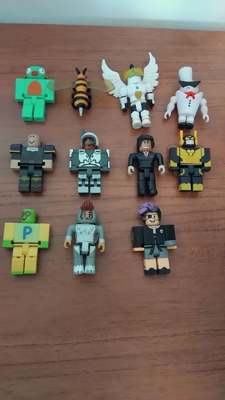 Brinquedos Roblox 