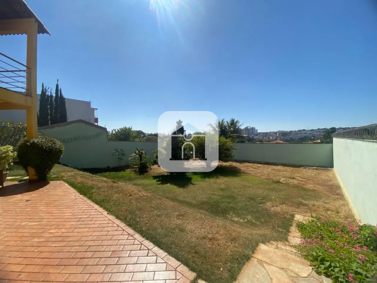 Casa comercial para locação no bairro Cidade Jardim