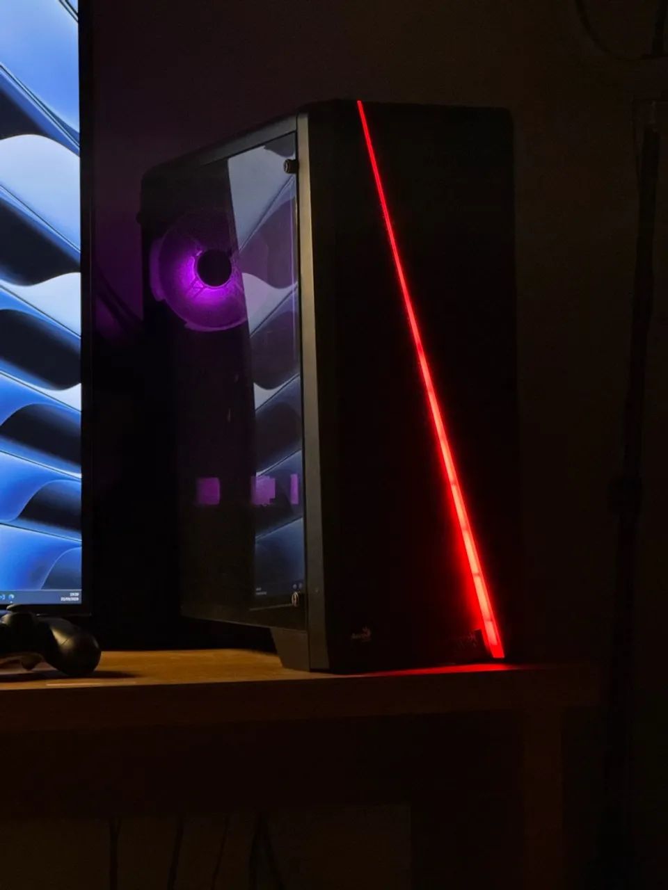 Gabinete Aerocool Clyon Mid Tower
