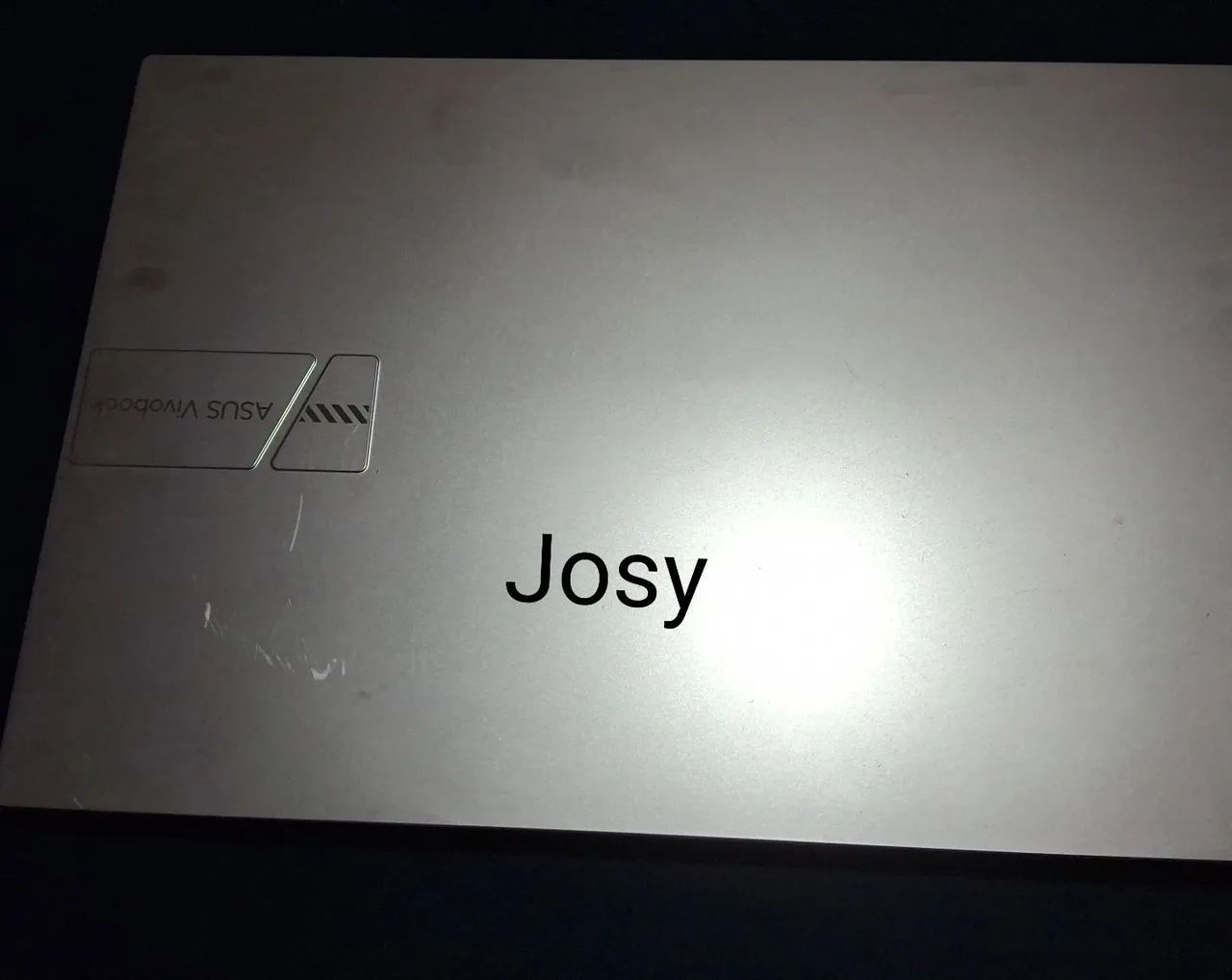 Vende-se notebook ASUS VivoBook