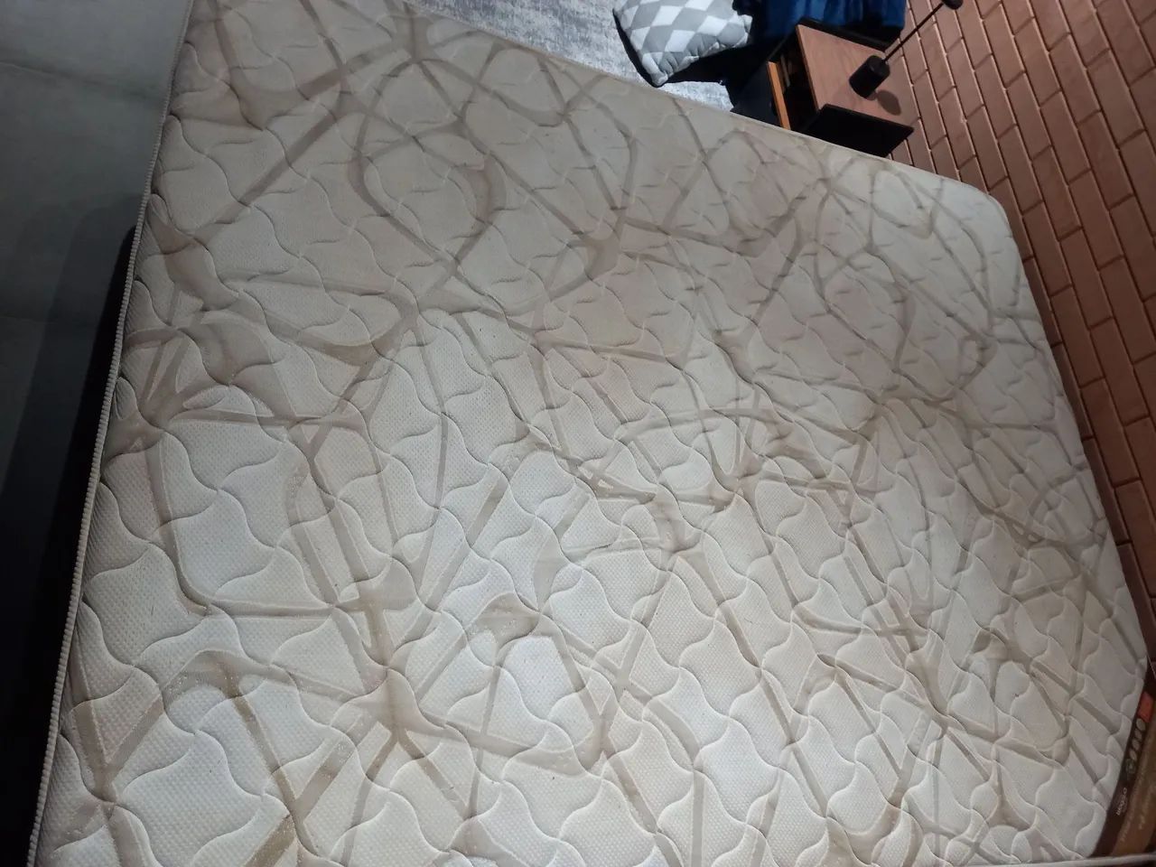 Vendo colchão usado - Foto 4