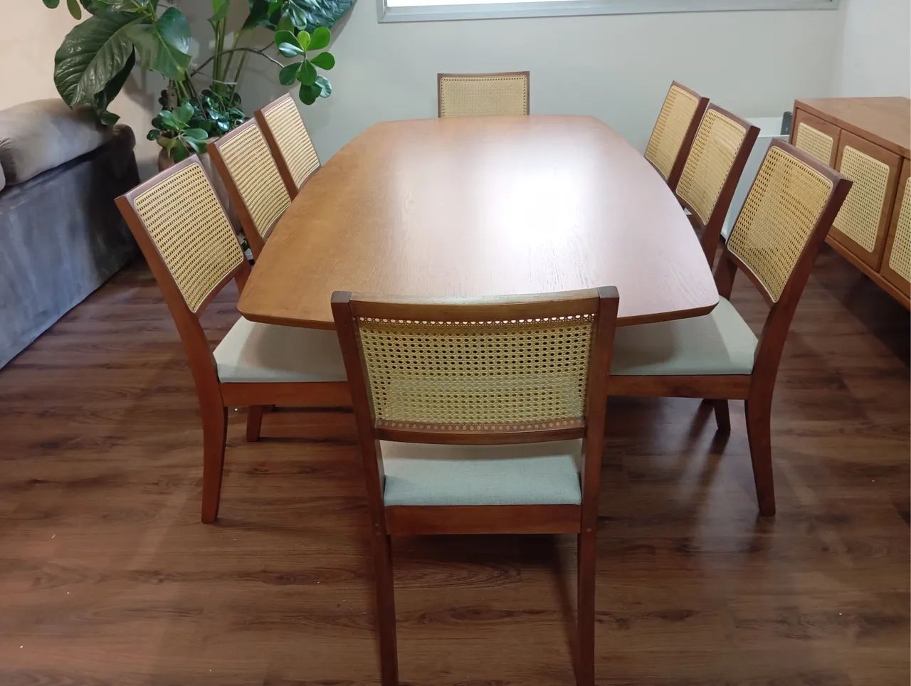 Mesa a pronta entrega com cadeiras de madeira  - Foto 5