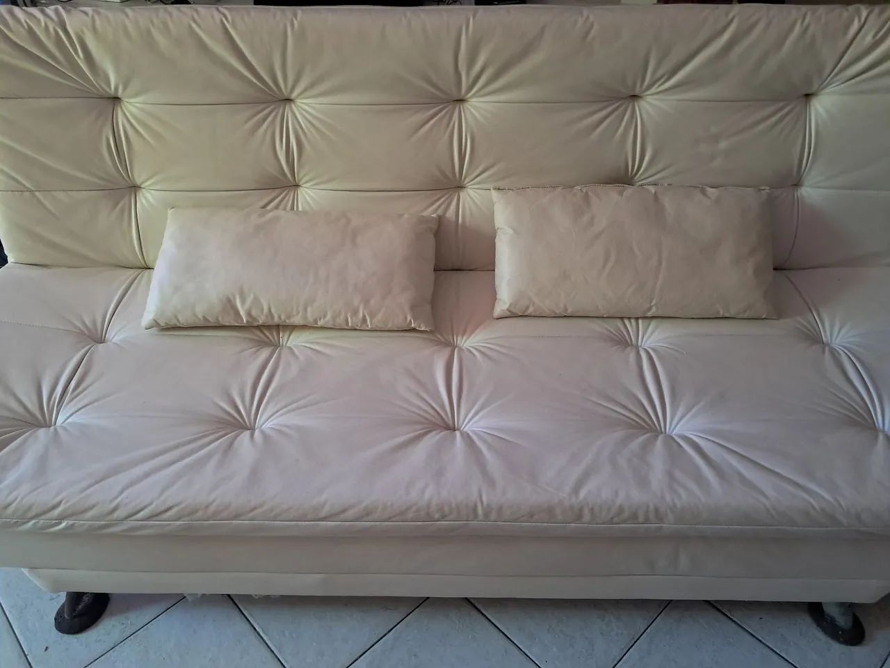 Sofá em couro cama casal