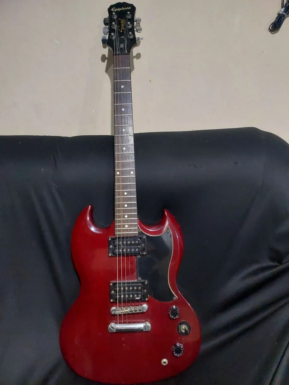 Vendo Guitarra Epiphone SG Especial  - Foto 4