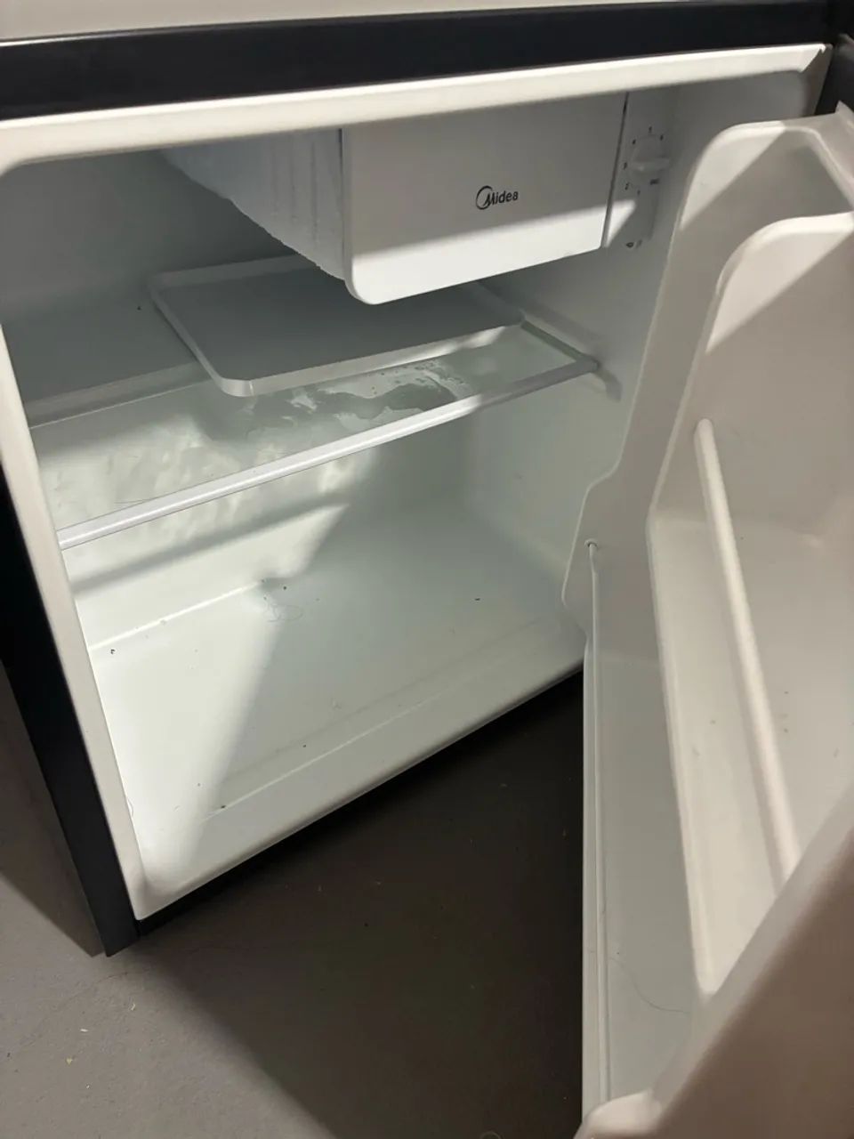 Frigobar Midea 45L Inverter - Foto 4