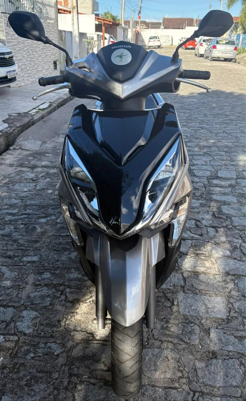 Vende-se Honda Elite 125cc automática, super nova