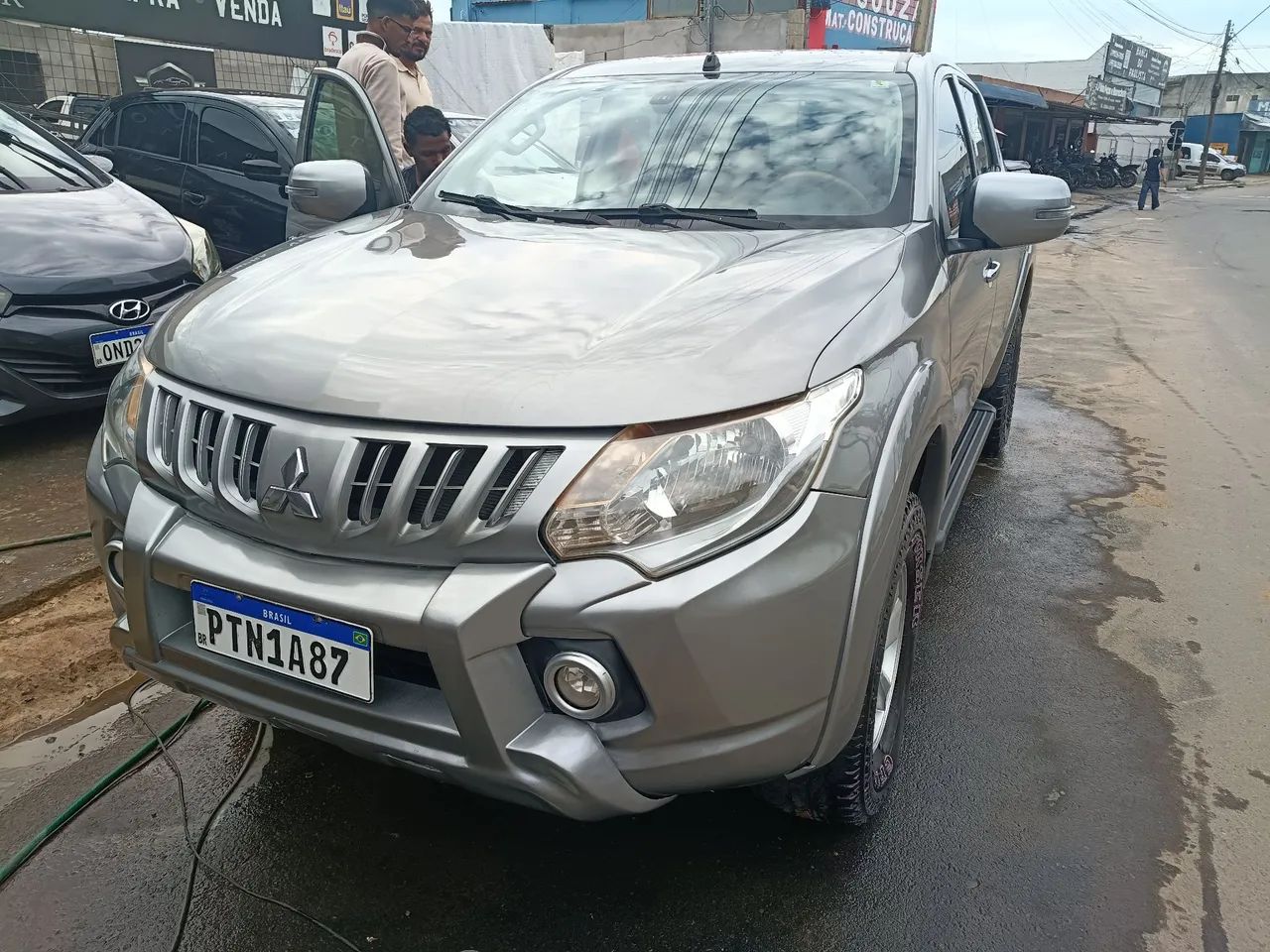 Mitsubishi L200 L200 Triton Sport HPE 2.4 CD Diesel Aut. 2020