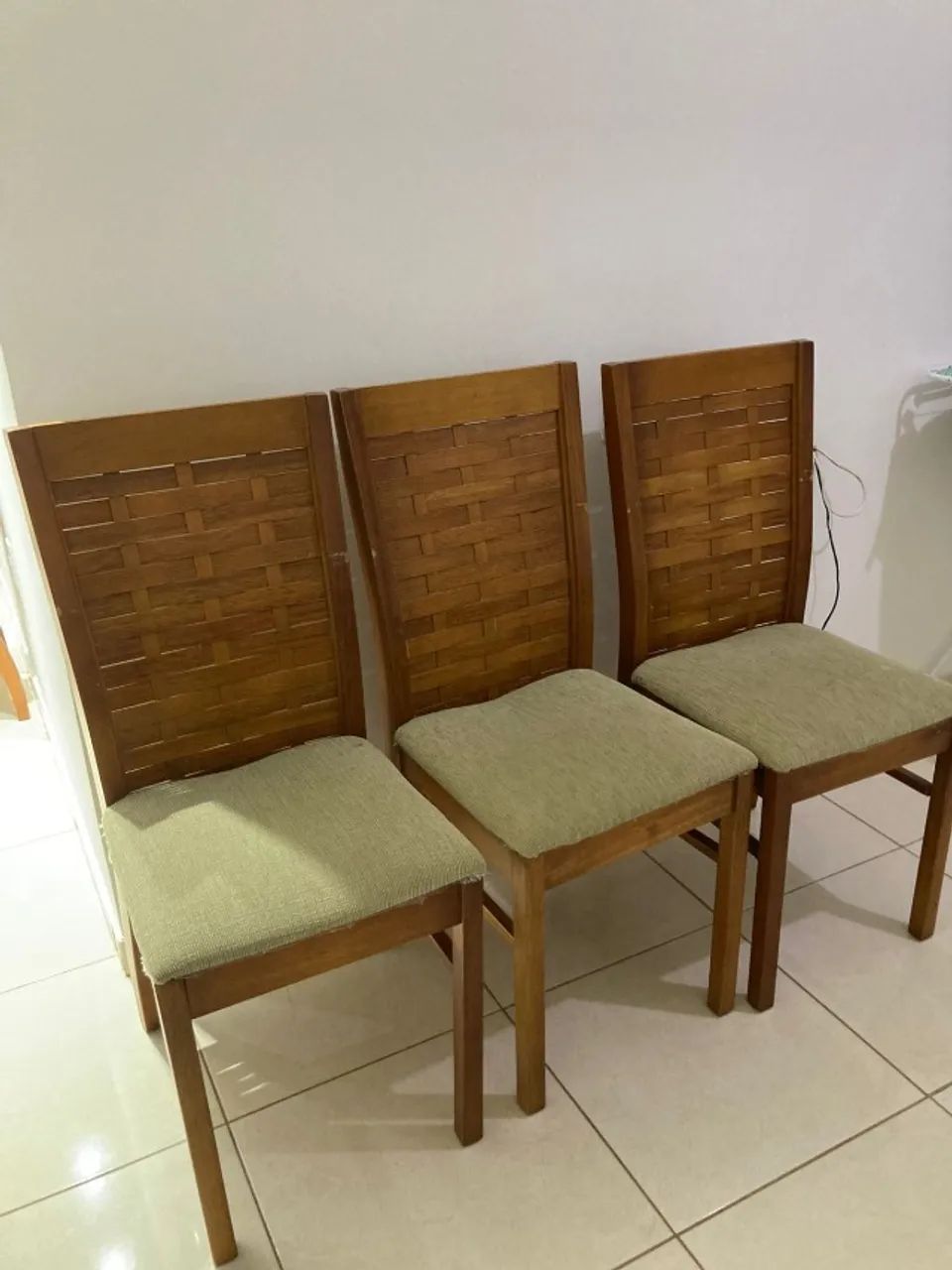 Mesa de Jantar Retangular de 4 lugares com Base de Madeira - Foto 4