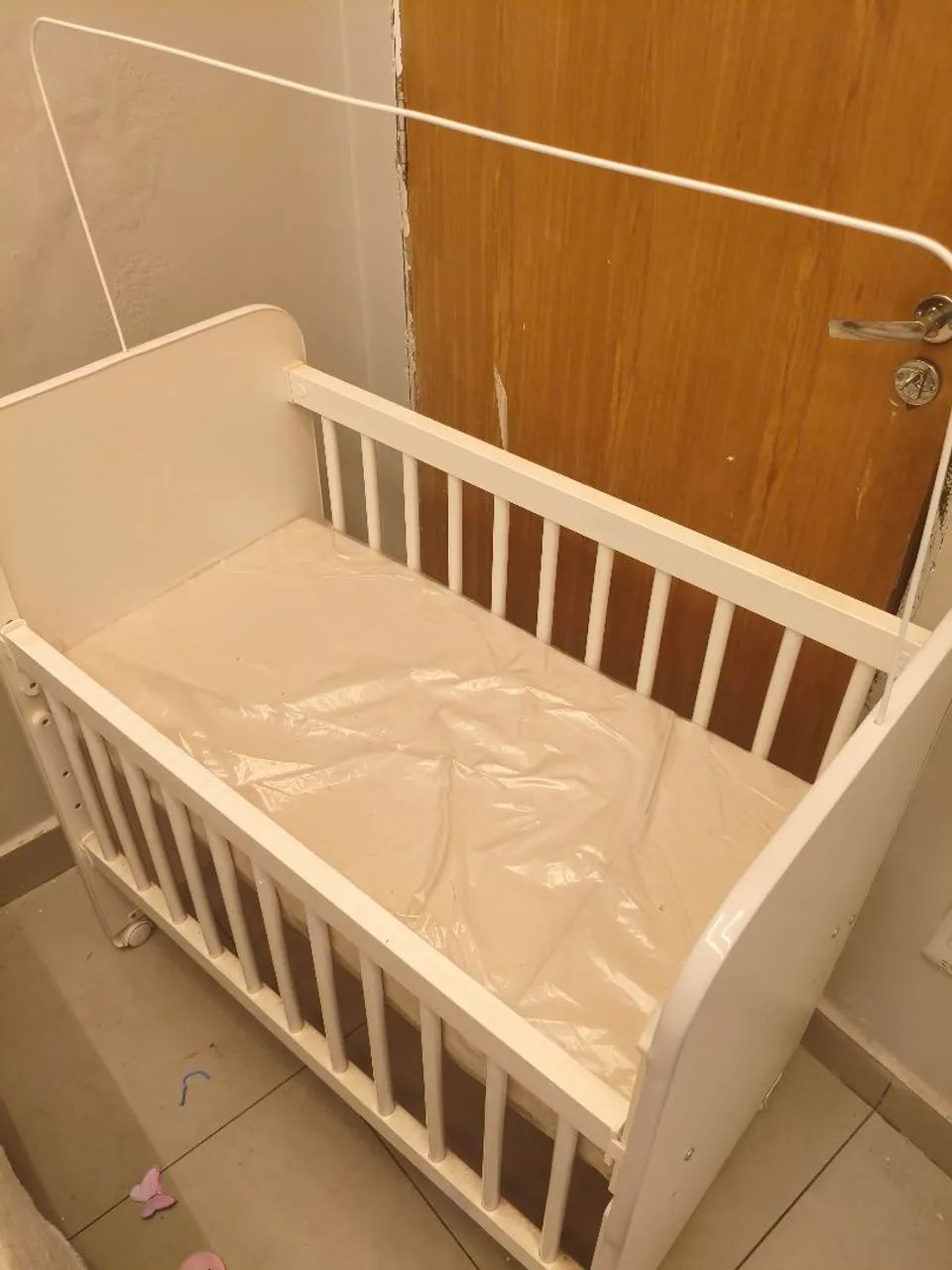 Mini berço com colchão + brinde