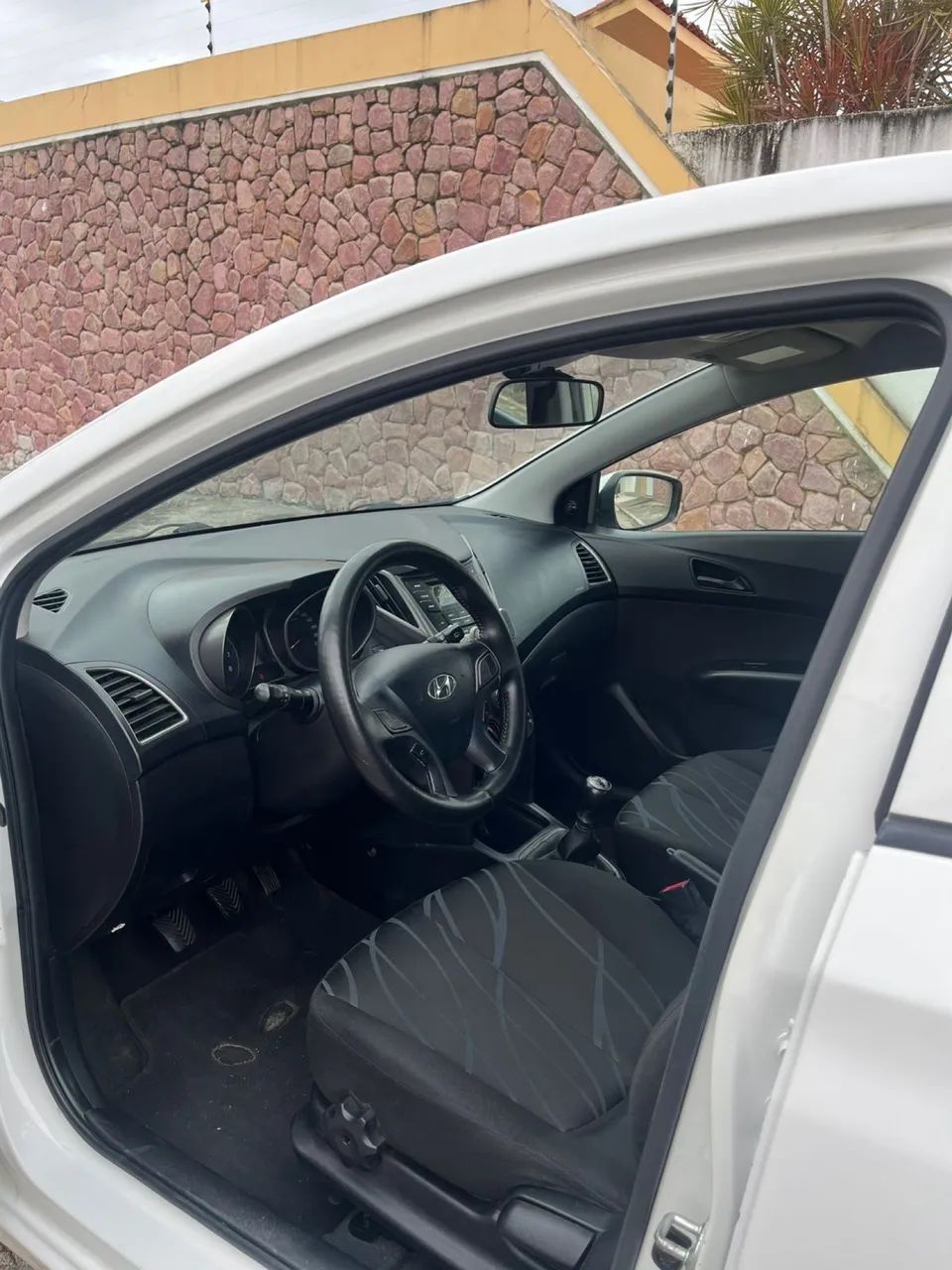 Hyundai HB20 Comf./c.plus/c.style 1.0 Flex 12V 2015 - Foto 3