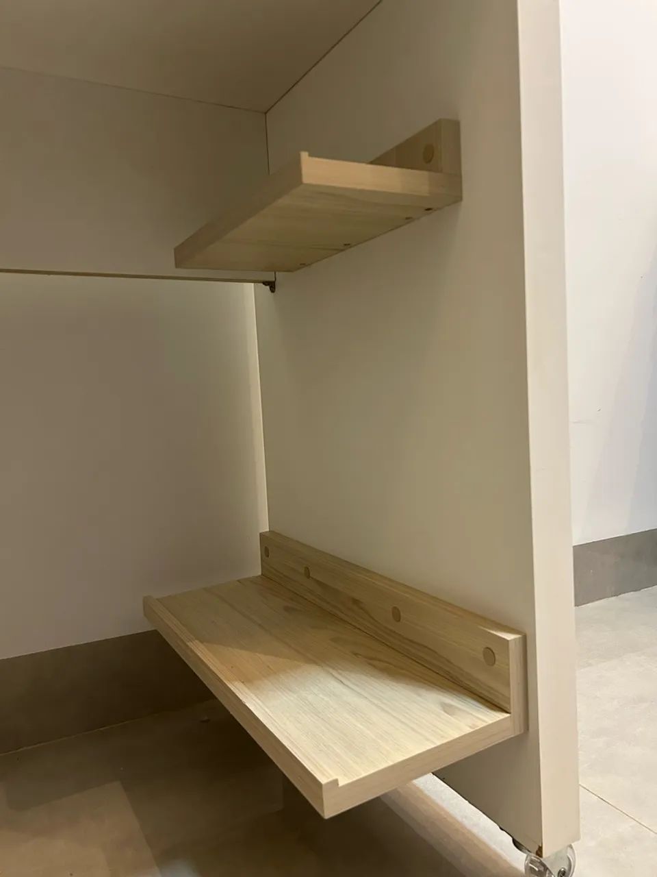 Mesa/escrivaninha em mdf - Foto 3