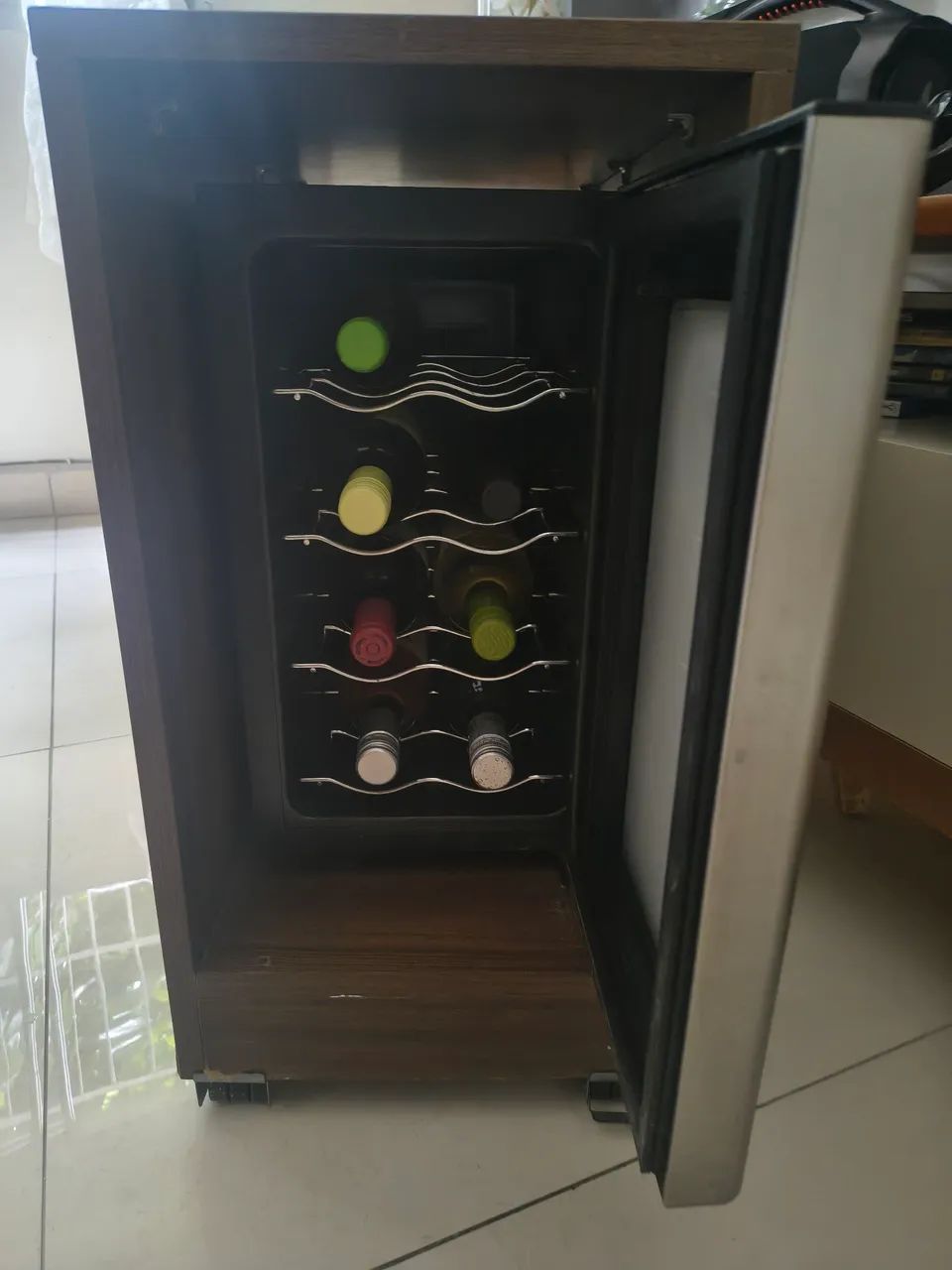 Adega de vinho completa nova - Foto 2