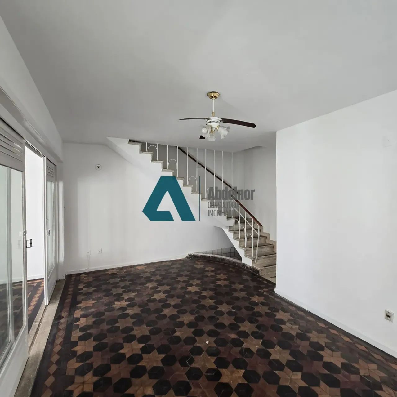Alugo casa em vila fechada em São Brás - Foto 4